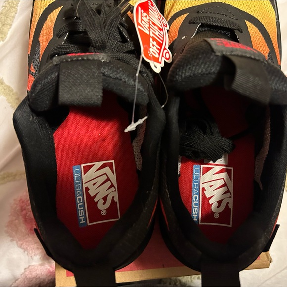 Vans Ultrarange Rapidweld Flames Size Men 9.5 Women 11 - Picture 5 of 10